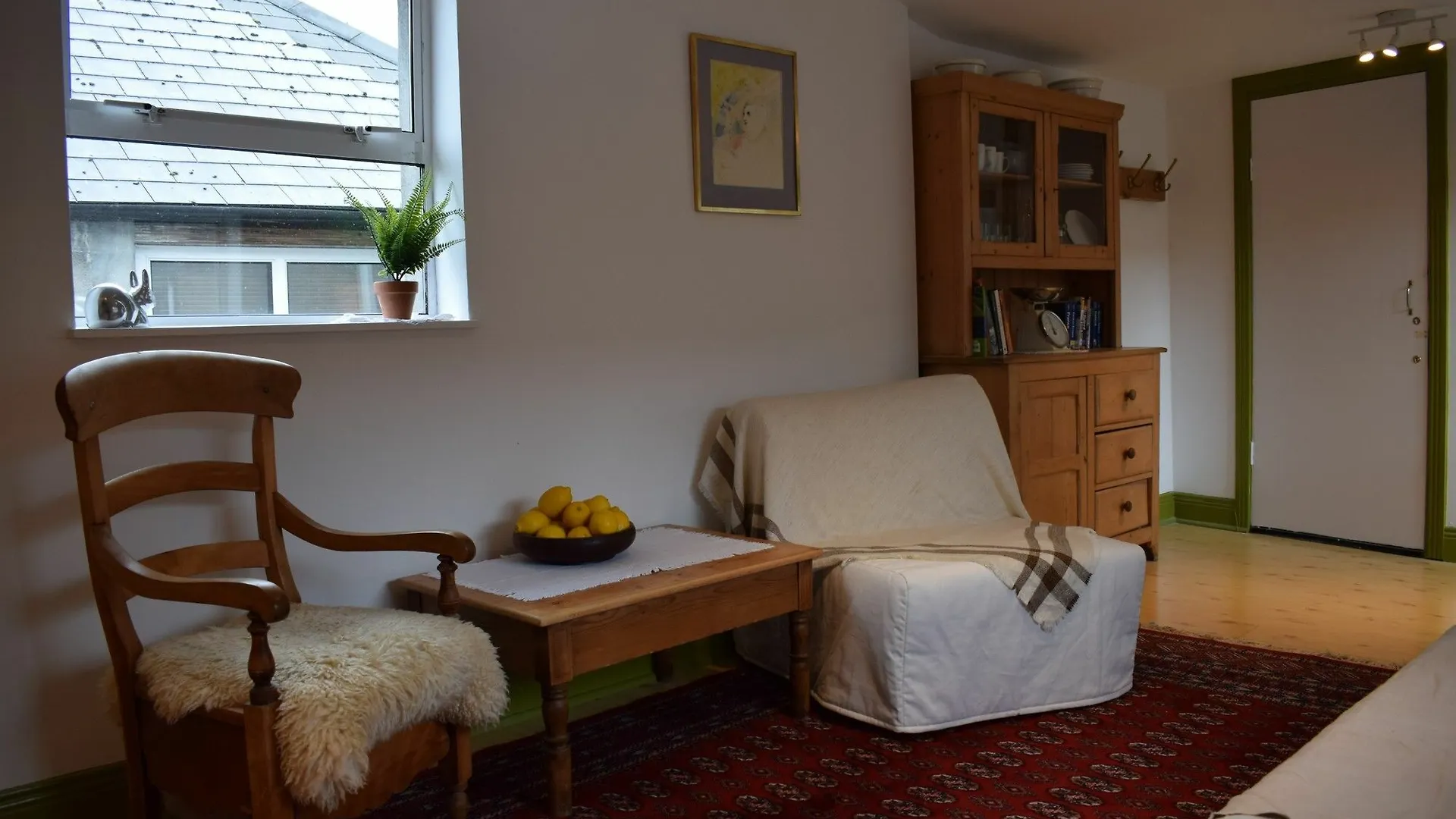 1 Bedroom Flat, Close To City Centre Dublin Apartment